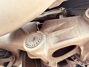 2024_05_0378 KBiK suffers catastrophic drive shaft failure, Denver Colorado, May 2024